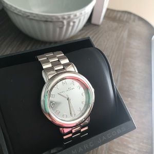 Marc Jacobs Silver Women’s watch needs battery